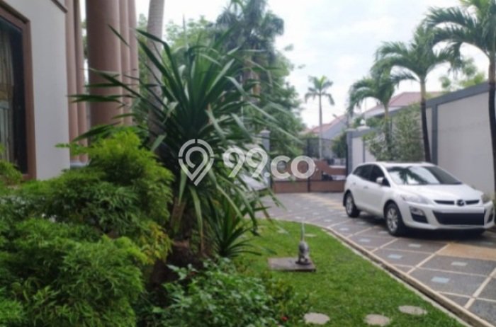 Rumah Luxury di Jakarta Barat Lokasi Strategis Kondisi Terawat Rumah Luxury di Jakarta Barat Lokasi Strategis Kondisi Terawat