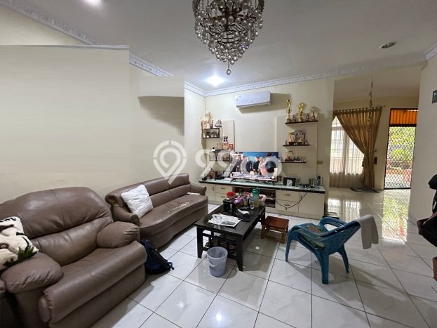 Jual Rumah Mewah Megah Dengan View Eksklusif di Kalideres, Jakarta Barat Jual Rumah Mewah Megah Dengan View Eksklusif di Kalideres, Jakarta Barat