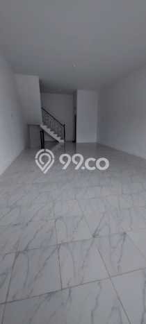 Ruko Dijual di Jakarta Barat LT 65m2 & LB 165m2 Lokasi Terbaik! Ruko Dijual di Jakarta Barat LT 65m2 & LB 165m2 Lokasi Terbaik!
