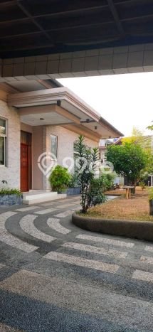 Dijual Rumah Mewah Megah Dengan View Eksklusif di Pluit, Jakarta Utara Dijual Rumah Mewah Megah Dengan View Eksklusif di Pluit, Jakarta Utara