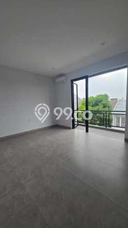 Jual Rumah Luas Elegan Dengan View Eksklusif di Alam Sutera, Tangerang Jual Rumah Luas Elegan Dengan View Eksklusif di Alam Sutera, Tangerang