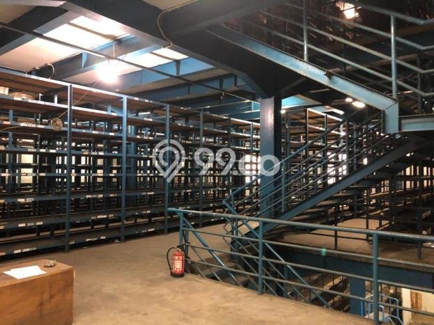 Gudang Disewa di Jakarta Utara dengan LB 3000m2 Area Komersial Ramai Gudang Disewa di Jakarta Utara dengan LB 3000m2 Area Komersial Ramai