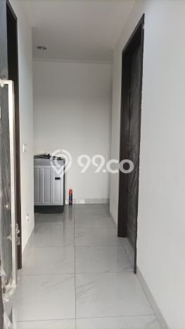 Disewakan! Rumah 3 Kamar Tidur &
3 Kamar Mandi di Pantai Indah Kapuk 2, Jakarta Utara Disewakan! Rumah 3 Kamar Tidur &
3 Kamar Mandi di Pantai Indah Kapuk 2, Jakarta Utara