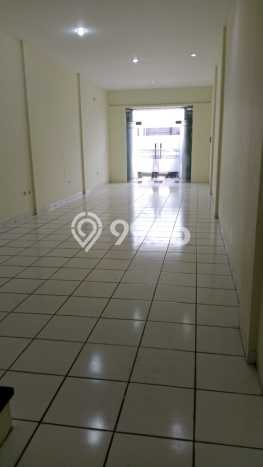 Area Ramai! Ruko Dijual di Kembangan untuk Bisnis Luas Bangunan 190m2 Area Ramai! Ruko Dijual di Kembangan untuk Bisnis Luas Bangunan 190m2
