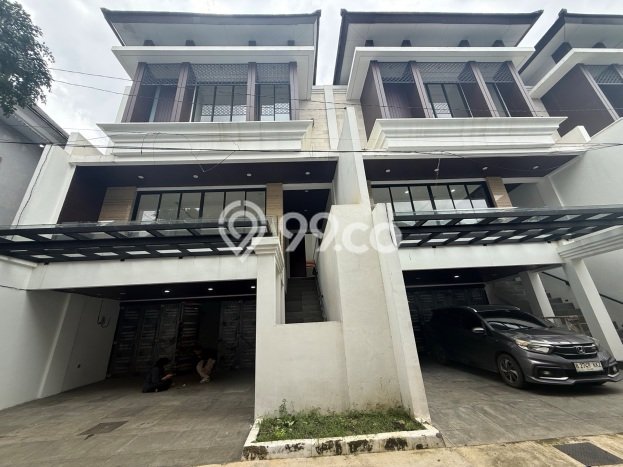 Ready to Use! Luxury House LT 150m2 Desain Modern di Fatmawati Ready to Use! Luxury House LT 150m2 Desain Modern di Fatmawati