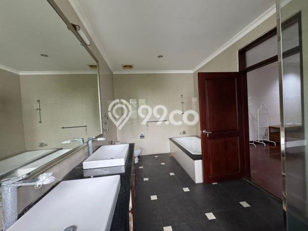 Dijual Rumah Elit Exclusive di Cilandak, Jakarta Selatan Dijual Rumah Elit Exclusive di Cilandak, Jakarta Selatan
