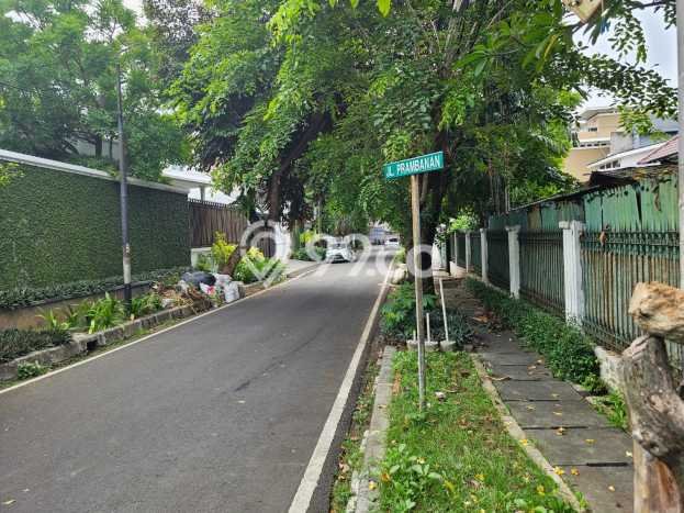 Siap Huni Rumah Mewah 2 Kamar di Menteng Dekat ke Mana Saja Siap Huni Rumah Mewah 2 Kamar di Menteng Dekat ke Mana Saja