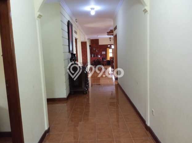 HOT DEAL! Vila Kawasan , Luas 4300m2m², Area Strategis HOT DEAL! Vila Kawasan , Luas 4300m2m², Area Strategis