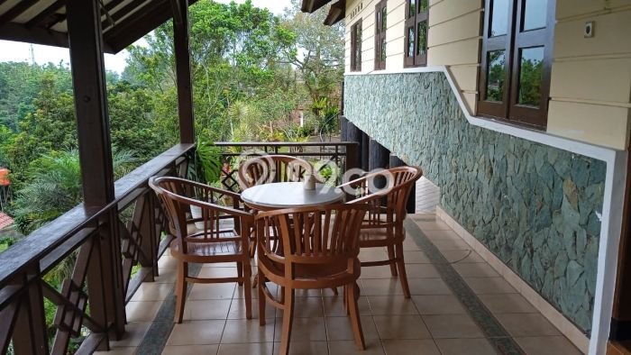 HOT DEAL! Vila Kawasan , Luas 4300m2m², Area Strategis HOT DEAL! Vila Kawasan , Luas 4300m2m², Area Strategis