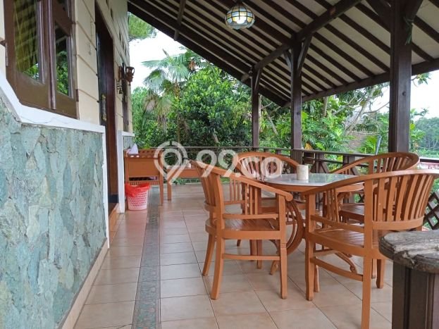 HOT DEAL! Vila Kawasan , Luas 4300m2m², Area Strategis HOT DEAL! Vila Kawasan , Luas 4300m2m², Area Strategis