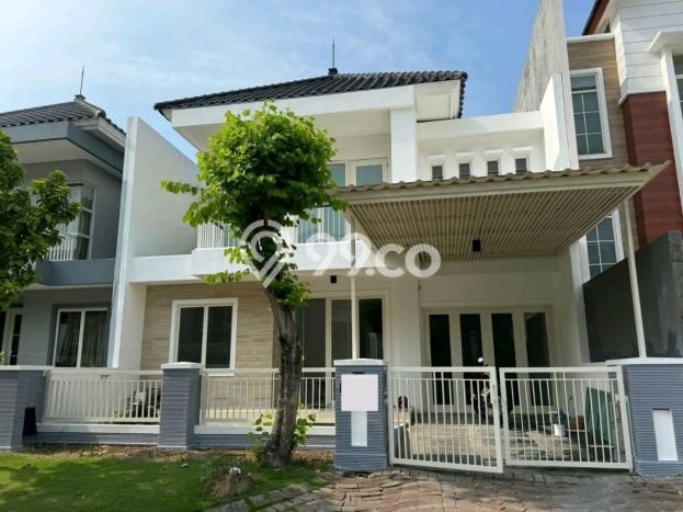 Kesempatan Langka Memiliki Rumah LT 200m2m² / LB 243m2m² di Kawasan Bisnis , Surabaya Kesempatan Langka Memiliki Rumah LT 200m2m² / LB 243m2m² di Kawasan Bisnis , Surabaya