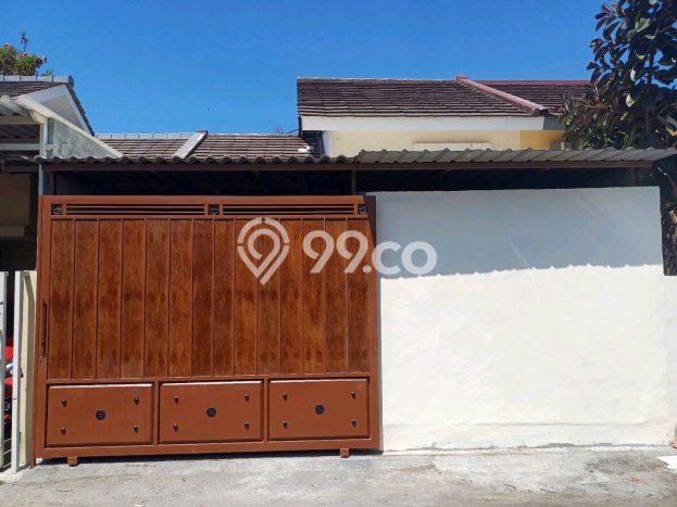 Rumah Minimalis 2 Kamar LT 70m2 di Gununganyar Rumah Minimalis 2 Kamar LT 70m2 di Gununganyar