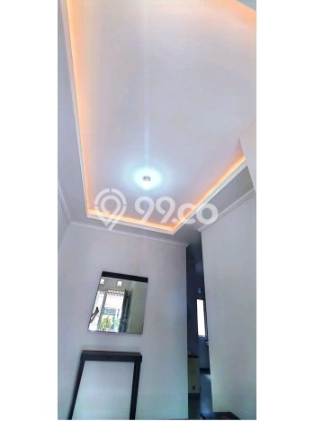Rumah Modern Minimalis 2 KT Bisa Langsung Pindah di Sukolilo Rumah Modern Minimalis 2 KT Bisa Langsung Pindah di Sukolilo
