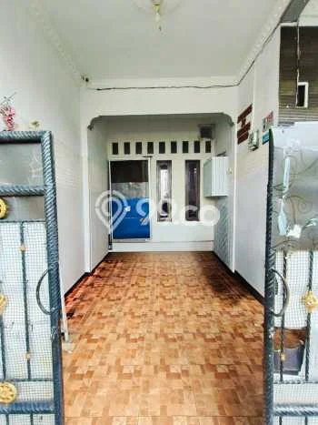 Dijual Hunian Rumah Nyaman 5 Kamar di Sukmajaya, Depok Dijual Hunian Rumah Nyaman 5 Kamar di Sukmajaya, Depok