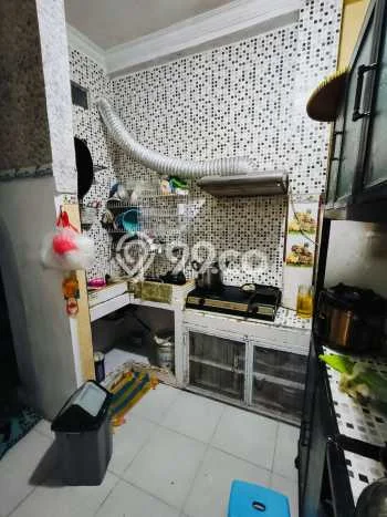 Dijual Hunian Rumah Nyaman 5 Kamar di Sukmajaya, Depok Dijual Hunian Rumah Nyaman 5 Kamar di Sukmajaya, Depok