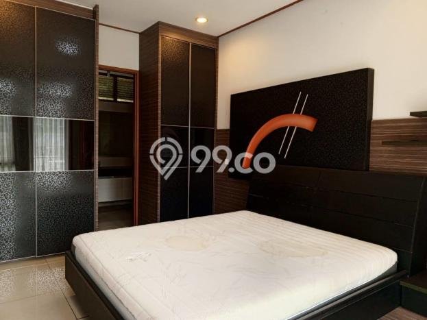 Disewakan Rumah Harga Terjangkau di Setra Duta Bandung Punya 4 Kamar Tidur Disewakan Rumah Harga Terjangkau di Setra Duta Bandung Punya 4 Kamar Tidur