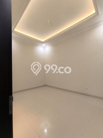 Hunian Mewah Siap Huni LT 105m2 di Duren Sawit, Jakarta Timur Hunian Mewah Siap Huni LT 105m2 di Duren Sawit, Jakarta Timur