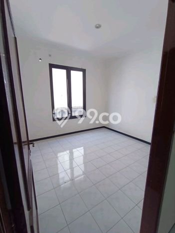 Disewakan Segera Rumah Kondisi Baik di Area Mulyorejo, Surabaya Disewakan Segera Rumah Kondisi Baik di Area Mulyorejo, Surabaya
