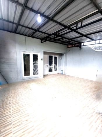 Rumah di , Surabaya, Luas 72m2m² LB 36m2m² Rumah di , Surabaya, Luas 72m2m² LB 36m2m²