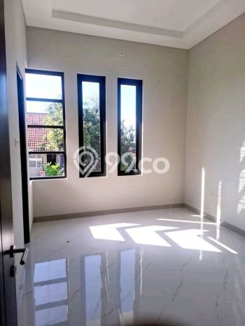 Rumah PREMIUM area Tandes, Surabaya, Luas 105m2m² LB 145m2m² KESEMPATAN TERBATAS! Rumah PREMIUM area Tandes, Surabaya, Luas 105m2m² LB 145m2m² KESEMPATAN TERBATAS!