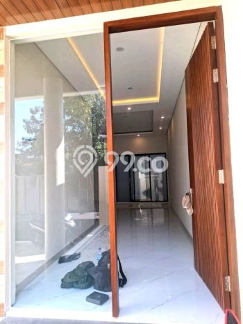 Rumah PREMIUM area Tandes, Surabaya, Luas 105m2m² LB 145m2m² KESEMPATAN TERBATAS! Rumah PREMIUM area Tandes, Surabaya, Luas 105m2m² LB 145m2m² KESEMPATAN TERBATAS!