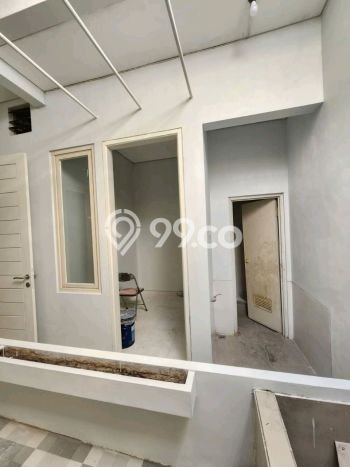 Rumah Strategis Minimalis Lb 120m2 di Rungkut, Surabaya Rumah Strategis Minimalis Lb 120m2 di Rungkut, Surabaya