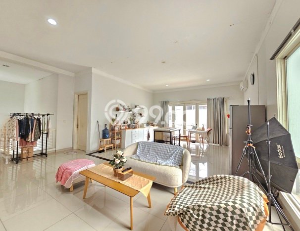 Rumah Luxury Modern Tanpa Renovasi di Alam Sutera Tangerang Rumah Luxury Modern Tanpa Renovasi di Alam Sutera Tangerang