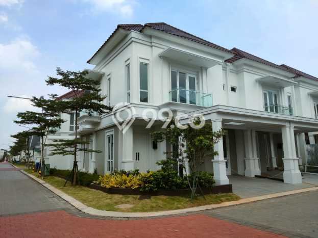 Rumah Luxury Modern Tanpa Renovasi di Gading Serpong Tangerang Rumah Luxury Modern Tanpa Renovasi di Gading Serpong Tangerang
