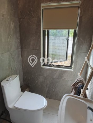Dijual Rumah Luas Elegan Dengan View Cantik di BSD Nusaloka, Tangerang Dijual Rumah Luas Elegan Dengan View Cantik di BSD Nusaloka, Tangerang