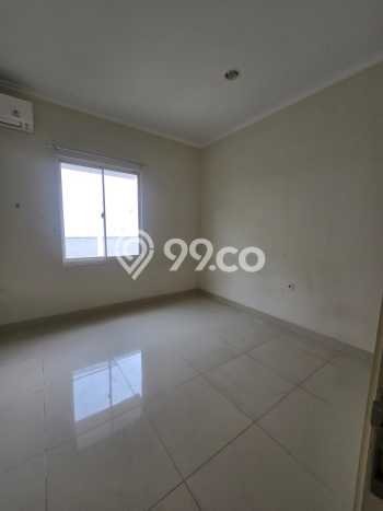 Disewakan! Rumah 4 Kamar Tidur &
3 Kamar Mandi di Gading Serpong, Tangerang Disewakan! Rumah 4 Kamar Tidur &
3 Kamar Mandi di Gading Serpong, Tangerang