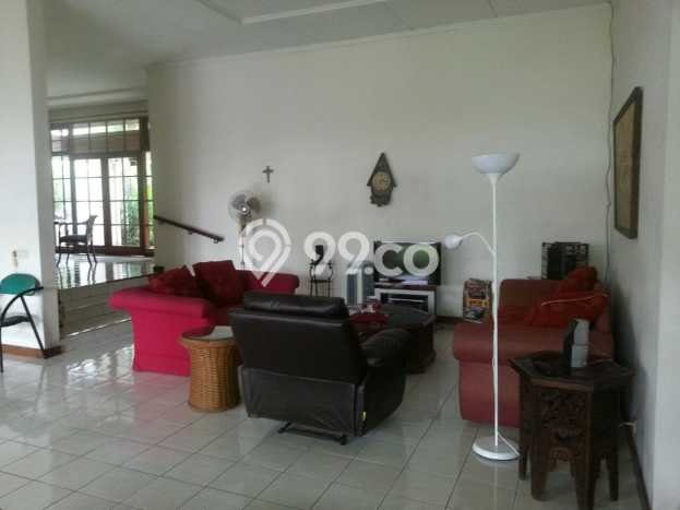 Rumah Luxury Modern Siap Huni di Kemang Jakarta Selatan Rumah Luxury Modern Siap Huni di Kemang Jakarta Selatan
