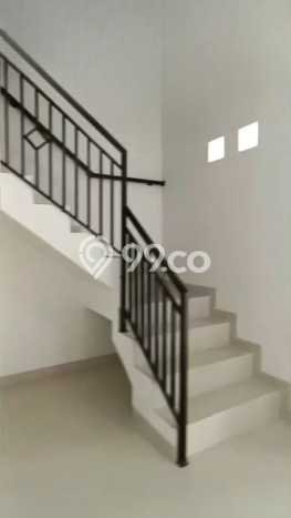 Dijual Rumah Eksklusif 4 KT di Duri Kepa, Jakarta Barat Dijual Rumah Eksklusif 4 KT di Duri Kepa, Jakarta Barat