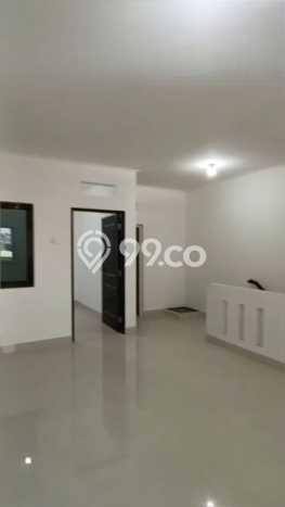 Dijual Rumah Eksklusif 4 KT di Duri Kepa, Jakarta Barat Dijual Rumah Eksklusif 4 KT di Duri Kepa, Jakarta Barat