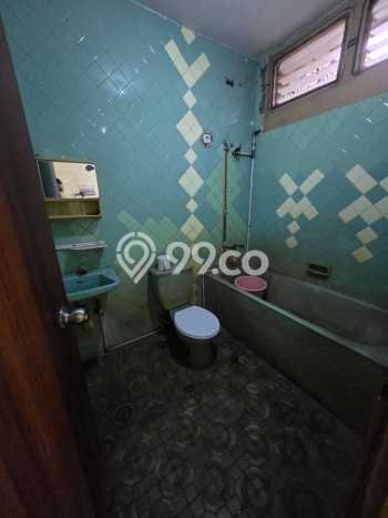 Rumah Eksklusif Dijual LT 204m2 di Kebon Jeruk, Jakarta Barat Rumah Eksklusif Dijual LT 204m2 di Kebon Jeruk, Jakarta Barat