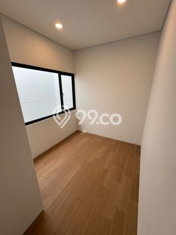 Jarang Ada! Rumah Sewa 4 Kamar Nyaman Siap Huni BSD Jarang Ada! Rumah Sewa 4 Kamar Nyaman Siap Huni BSD
