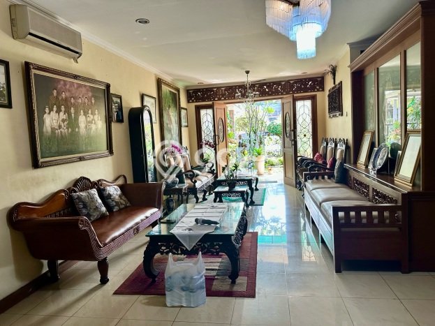 Siap Huni Rumah Minimalis & Modern LB 250m2 di Cimanggu Siap Huni Rumah Minimalis & Modern LB 250m2 di Cimanggu