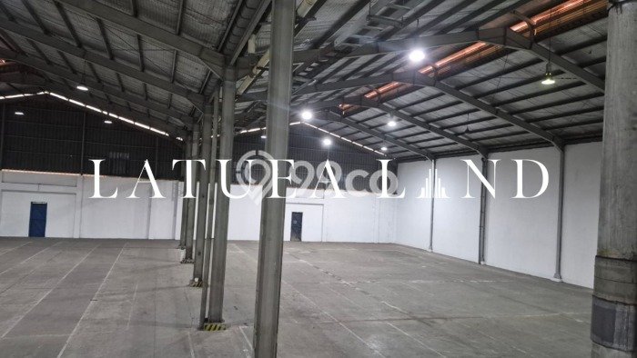 Unit Gudang Disewakan di Cikarang di Area Ramai & Strategis Unit Gudang Disewakan di Cikarang di Area Ramai & Strategis