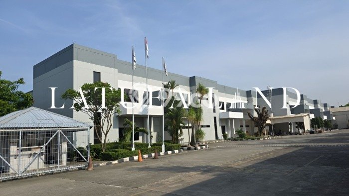 Unit Gudang Disewakan di Cikarang di Area Ramai & Strategis Unit Gudang Disewakan di Cikarang di Area Ramai & Strategis