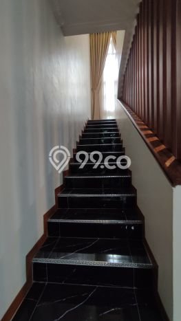 Rumah Eksklusif Siap Huni di Depok Fasilitas Lengkap Rumah Eksklusif Siap Huni di Depok Fasilitas Lengkap