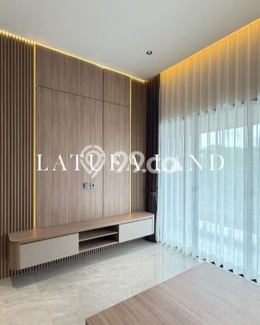 Rumah Mewah Siap Huni LT 200m2 di Lippo Cikarang, Cikarang Rumah Mewah Siap Huni LT 200m2 di Lippo Cikarang, Cikarang