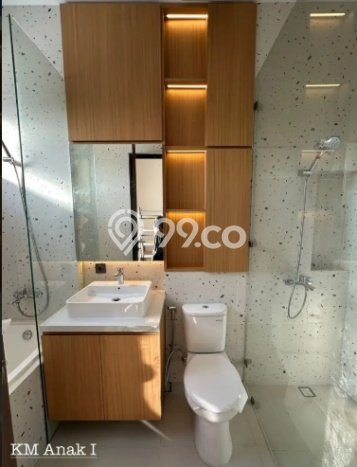 Rumah Kawasan Lippo Cikarang, LT 200m2m², LB 350m2m² Rumah Kawasan Lippo Cikarang, LT 200m2m², LB 350m2m²