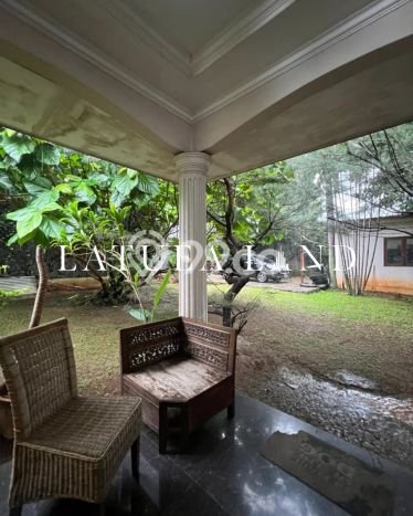 Hunian Mewah Siap Huni LT 1431m2 di Jagakarsa, Jakarta Selatan Hunian Mewah Siap Huni LT 1431m2 di Jagakarsa, Jakarta Selatan