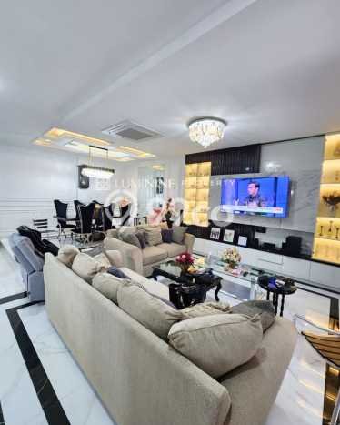 For Sale Rumah Mewah Exclusive di Serpong, Tangerang Selatan For Sale Rumah Mewah Exclusive di Serpong, Tangerang Selatan