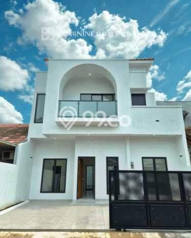 Siap Huni Rumah Mewah 5 Kamar di BSD Dekat ke Mana Saja Siap Huni Rumah Mewah 5 Kamar di BSD Dekat ke Mana Saja