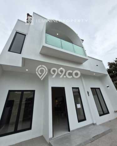 Siap Huni Rumah Mewah 5 Kamar di BSD Dekat ke Mana Saja Siap Huni Rumah Mewah 5 Kamar di BSD Dekat ke Mana Saja