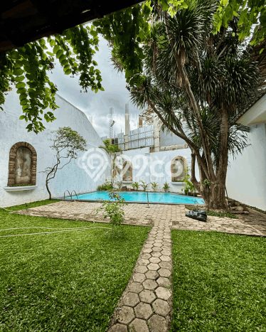 Lokasi terbaik! Rumah siap pakai disewakan di Menteng LB 1000m2 Lokasi terbaik! Rumah siap pakai disewakan di Menteng LB 1000m2