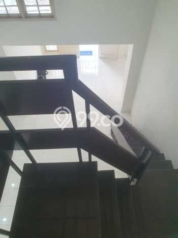 Lokasi strategis! Rumah siap pakai disewakan di Menteng LB 150m2 Lokasi strategis! Rumah siap pakai disewakan di Menteng LB 150m2