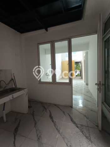 For Sale Hunian Rumah Terawat 2 Kamar di Citra Grand, Jakarta Timur For Sale Hunian Rumah Terawat 2 Kamar di Citra Grand, Jakarta Timur