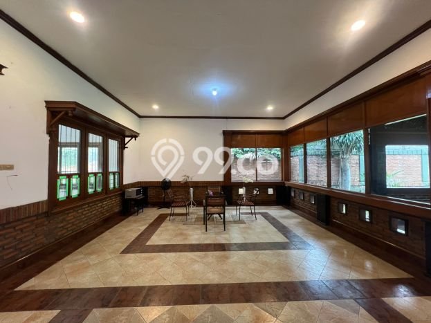 Hunian Elit LB 953m2 Siap Pakai Desain Elegan di Lenteng Agung, Jakarta Selatan Hunian Elit LB 953m2 Siap Pakai Desain Elegan di Lenteng Agung, Jakarta Selatan