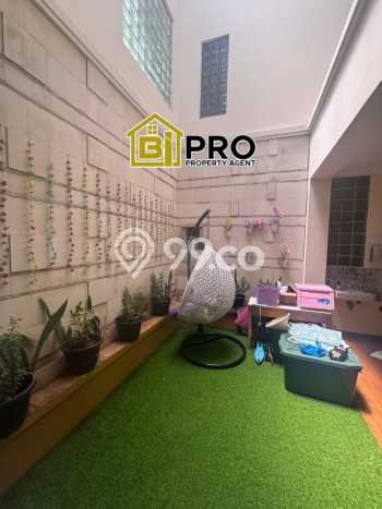 Dijual Rumah Mewah Elegan Dengan View Eksklusif di Rawamangun, Jakarta Timur Dijual Rumah Mewah Elegan Dengan View Eksklusif di Rawamangun, Jakarta Timur
